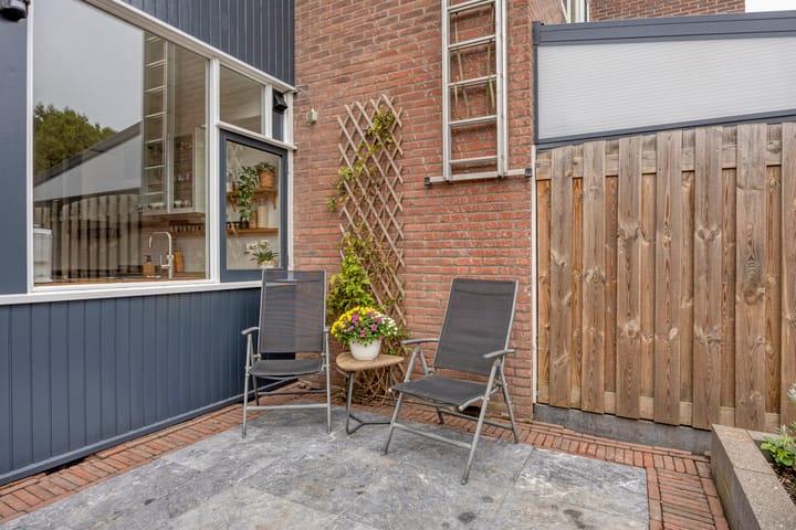 Tussenwoning te koop: Händelstraat 26, Vlaardingen