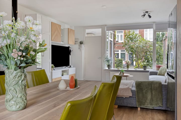 Tussenwoning te koop: Händelstraat 26, Vlaardingen