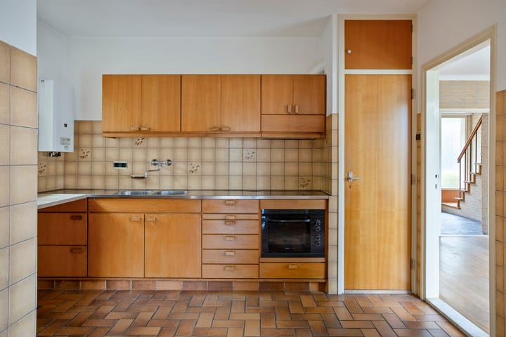 Twee-onder-één-kap te koop: pastoor plegtstraat 13, Oldenzaal