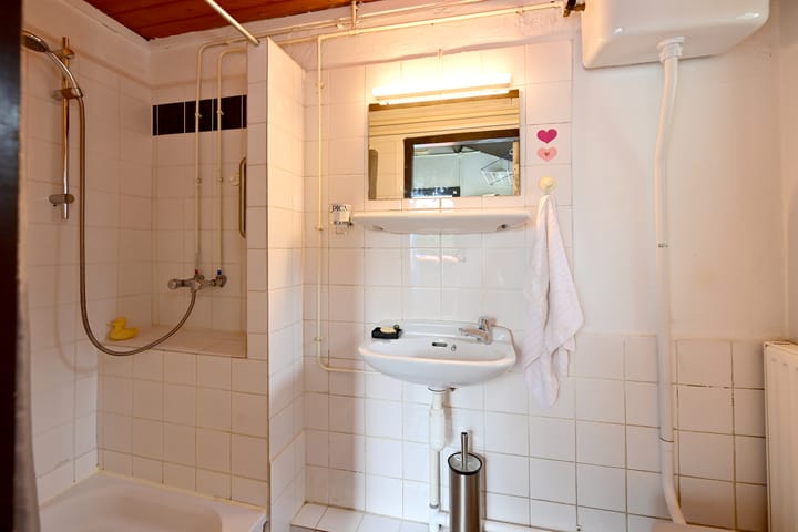 Tussenwoning te koop: Cornelis Bakkerlaan 32, Laren (Nh)