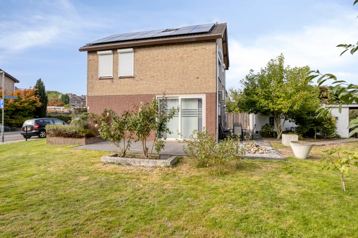 Vrijstaande woning te koop: Mansholtstraat 21, Landgraaf