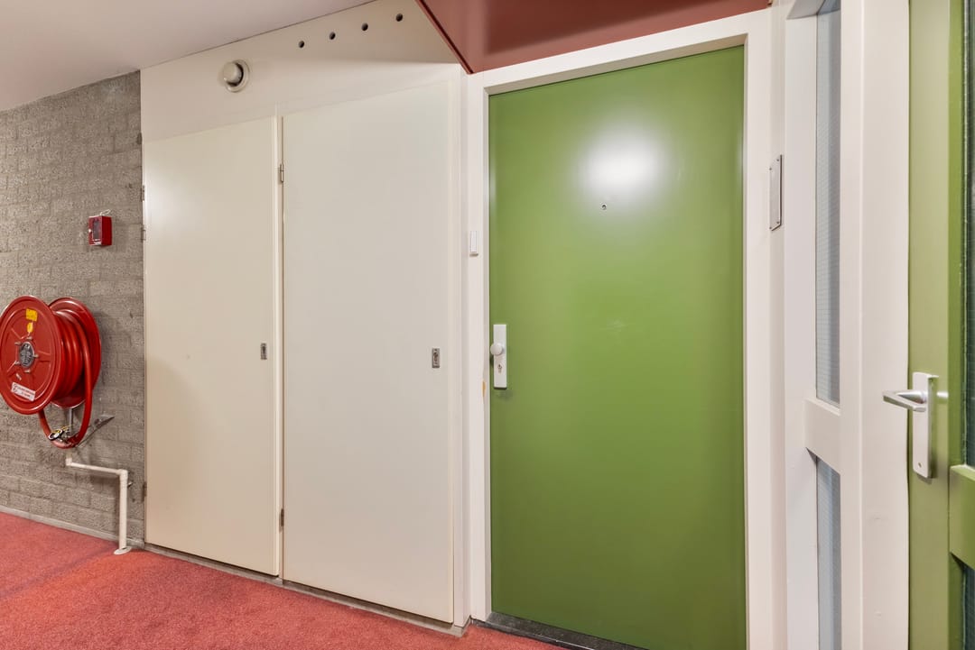 Photo 22 of Zeskant 111