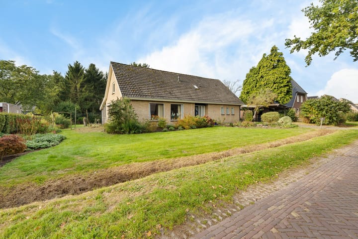 Vrijstaande woning te koop: Wijsterseweg 6, Mantinge