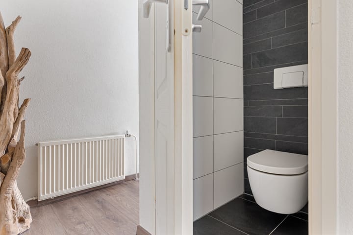 Twee-onder-één-kap te koop: Pastoor J H Wesselstraat 1, Coevorden