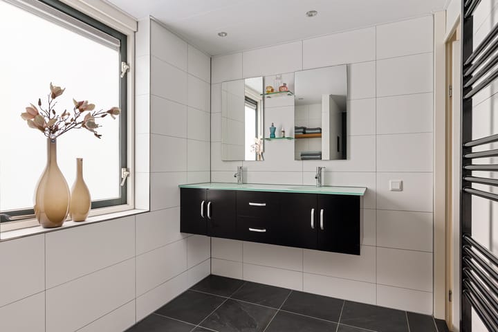 Twee-onder-één-kap te koop: Pastoor J H Wesselstraat 1, Coevorden