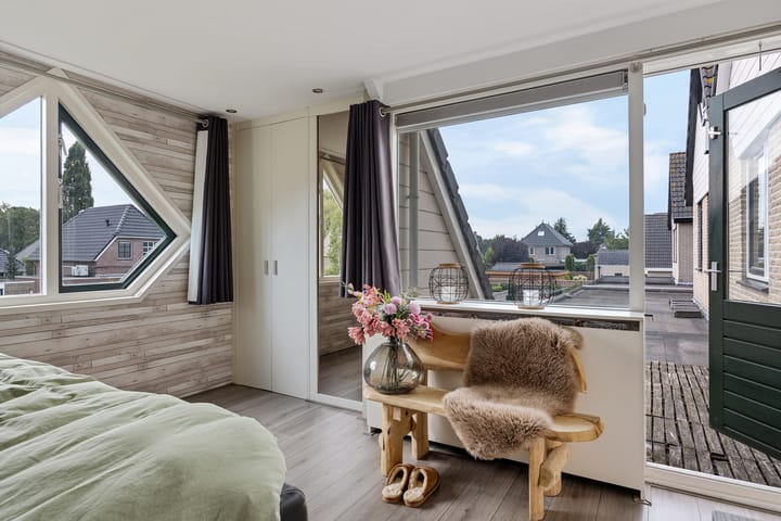 Twee-onder-één-kap te koop: Pastoor J H Wesselstraat 1, Coevorden