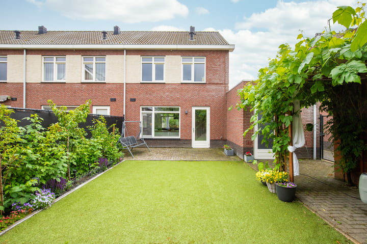 Hoekwoning te koop: Sportveldstraat 28, Linne