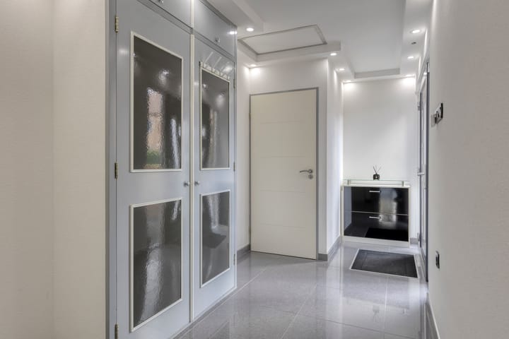 Tussenwoning te koop: Lijster 69, Hoogvliet Rotterdam