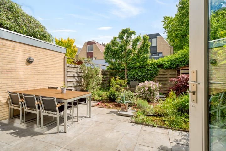 Hoekwoning te koop: Duivestein 1, Pijnacker