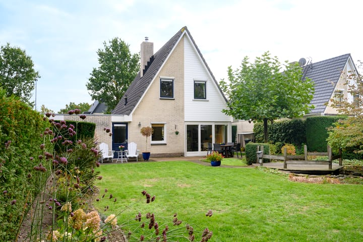 Foto 4 van Bijenkorf 56