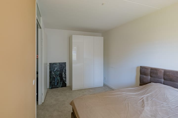 Tussenwoning te koop: S.P. Kuijperplantsoen 105, Ijmuiden