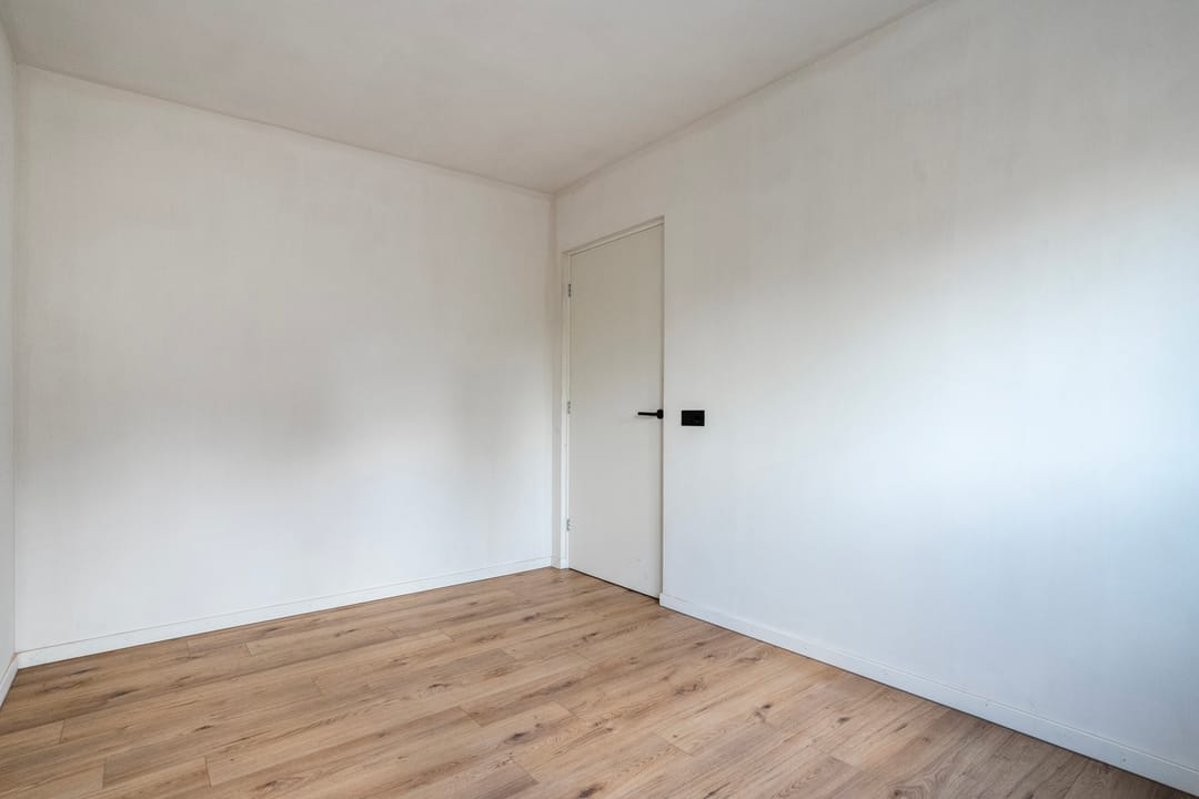 Photo 37 of Vredeveldstraat 1-A