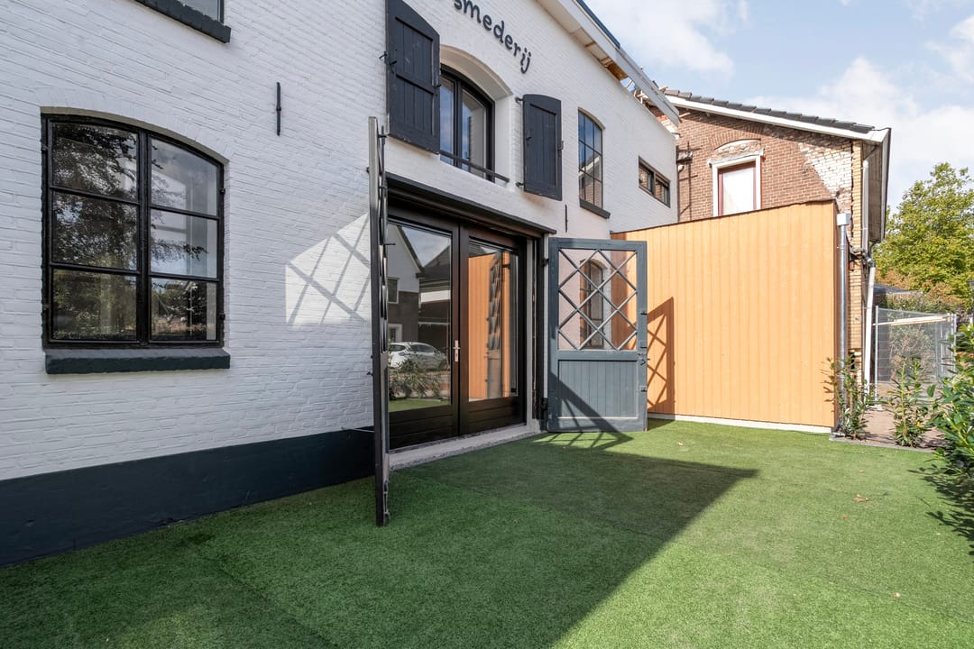 Photo 8 of Vredeveldstraat 1-A