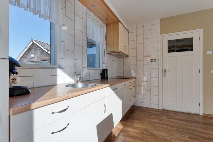 Vrijstaande woning te koop: Zwarte Dijk 28, Lutten