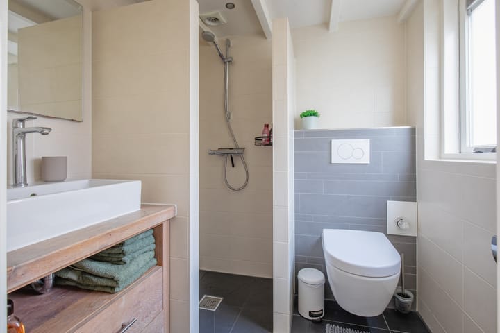 Tussenwoning te koop: Peperstraat 10, Oosterend (Nh)