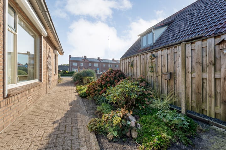 Vrijstaande woning te koop: Zwarte Dijk 28, Lutten