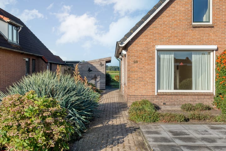Vrijstaande woning te koop: Zwarte Dijk 28, Lutten