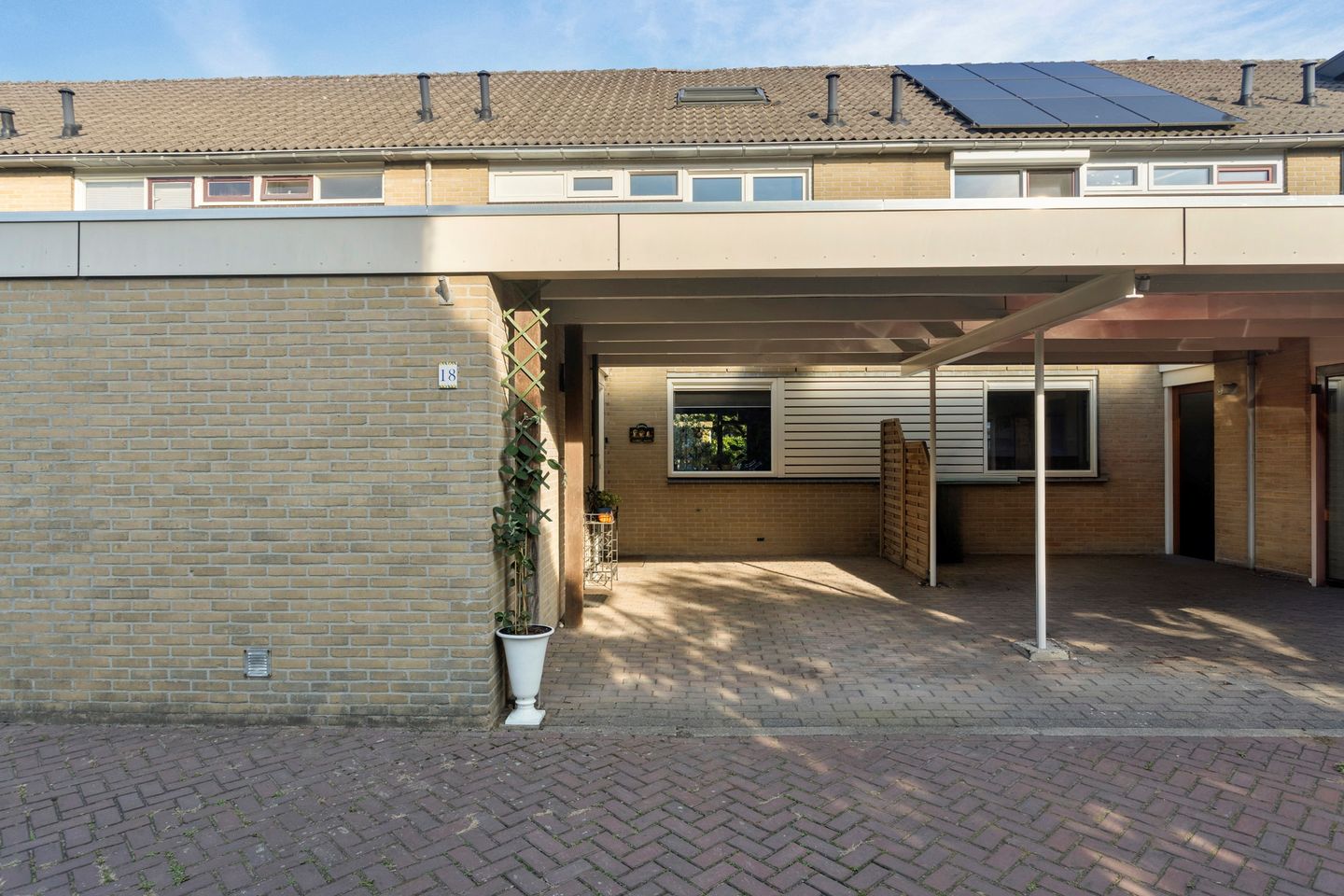 Photo 34 of Zonegge 21 18