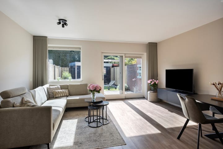 Photo 2 of Schansstraat 39