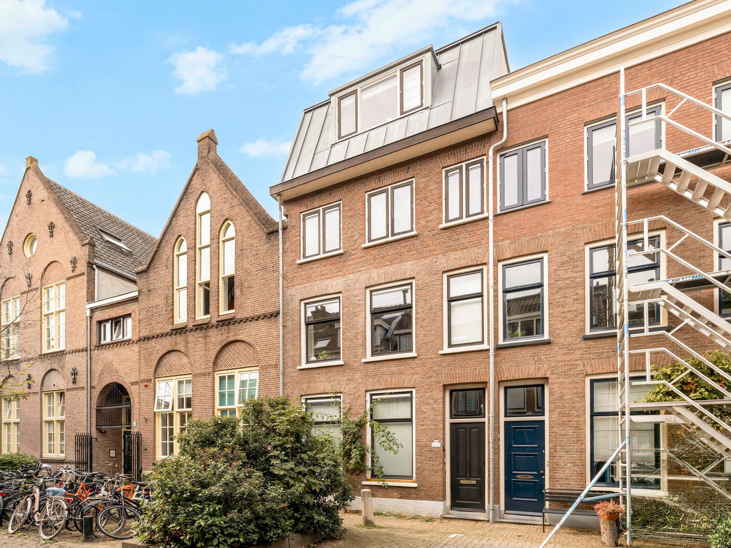 Foto 14 van Adriaanstraat 28-B