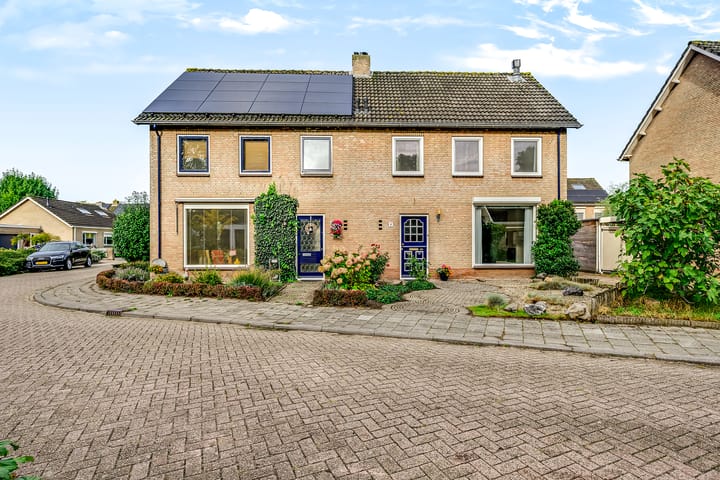 Hoekwoning te koop: Margrietstraat 3, Hank