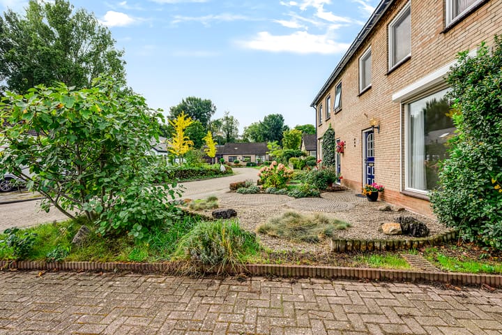 Hoekwoning te koop: Margrietstraat 3, Hank