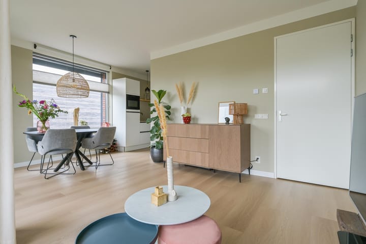 Appartement te koop: Zuiderzeehof 2, Zeewolde