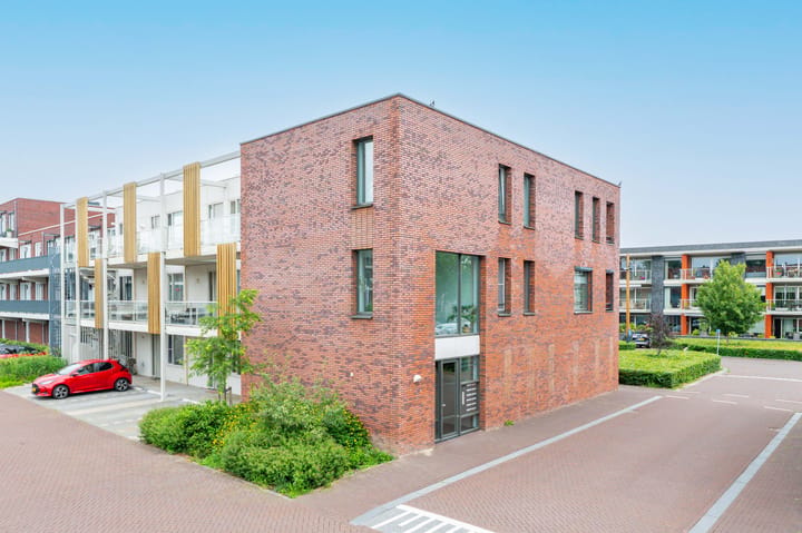 Appartement te koop: Zuiderzeehof 2, Zeewolde