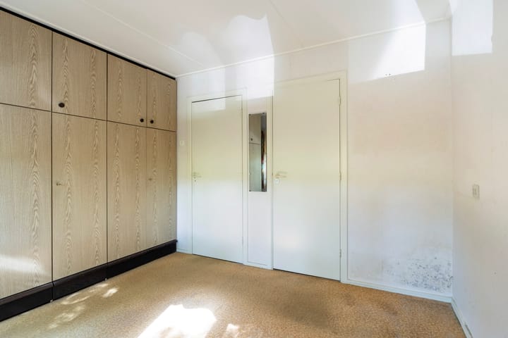Tussenwoning te koop: Van Helsdingenstraat 5, Hurdegaryp