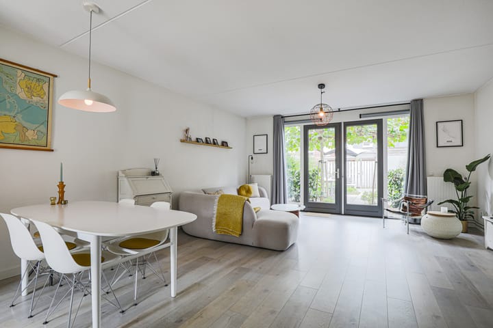 Tussenwoning te koop: Het Veld 3, Hooglanderveen