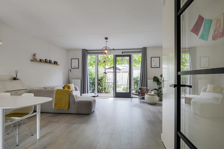 Tussenwoning te koop: Het Veld 3, Hooglanderveen