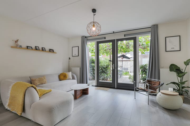 Tussenwoning te koop: Het Veld 3, Hooglanderveen