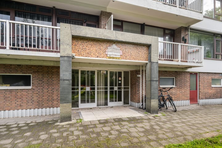 Appartement te koop: mr. L.A. Kesperweg 37C, Vlaardingen