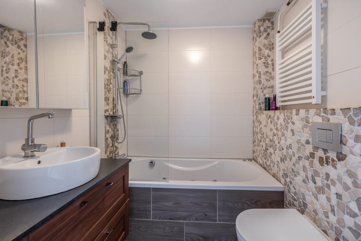 Tussenwoning te koop: Fazantstraat 39, Lisse