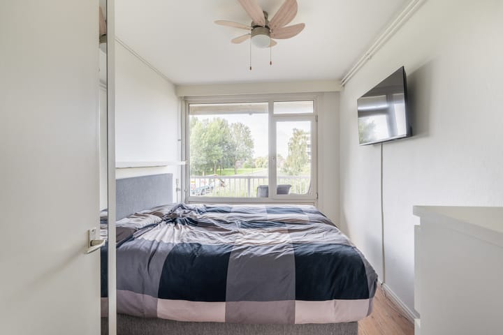 Appartement te koop: mr. L.A. Kesperweg 37C, Vlaardingen