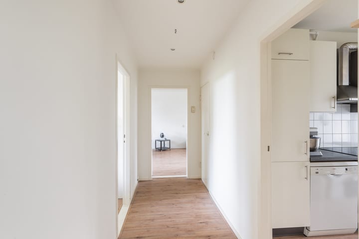 Appartement te koop: mr. L.A. Kesperweg 37C, Vlaardingen