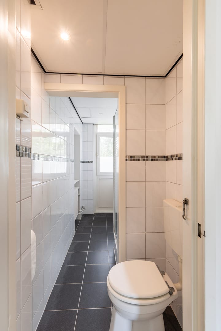 Appartement te koop: mr. L.A. Kesperweg 37C, Vlaardingen