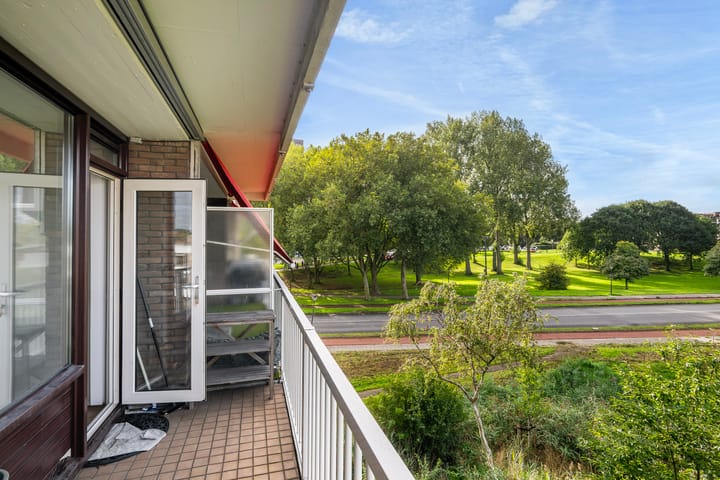 Appartement te koop: mr. L.A. Kesperweg 37C, Vlaardingen