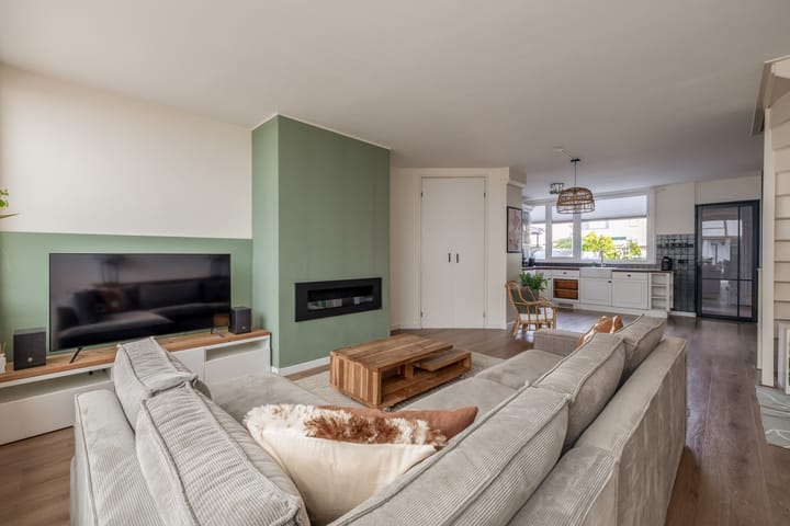 Tussenwoning te koop: Fazantstraat 39, Lisse