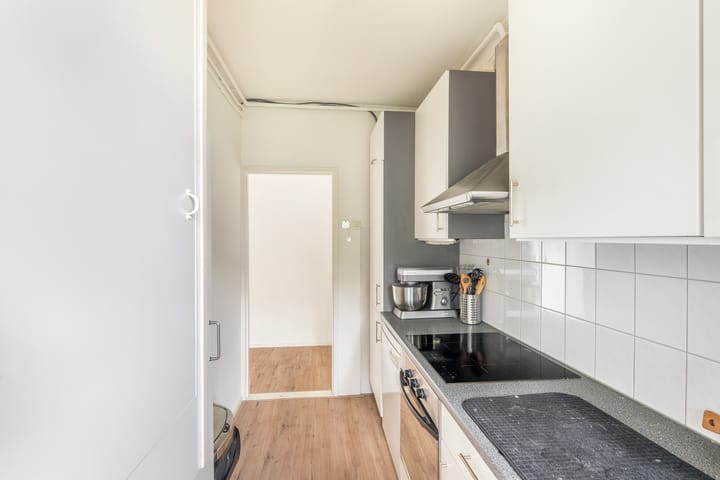 Appartement te koop: mr. L.A. Kesperweg 37C, Vlaardingen