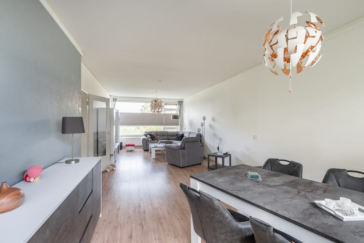 Appartement te koop: mr. L.A. Kesperweg 37C, Vlaardingen