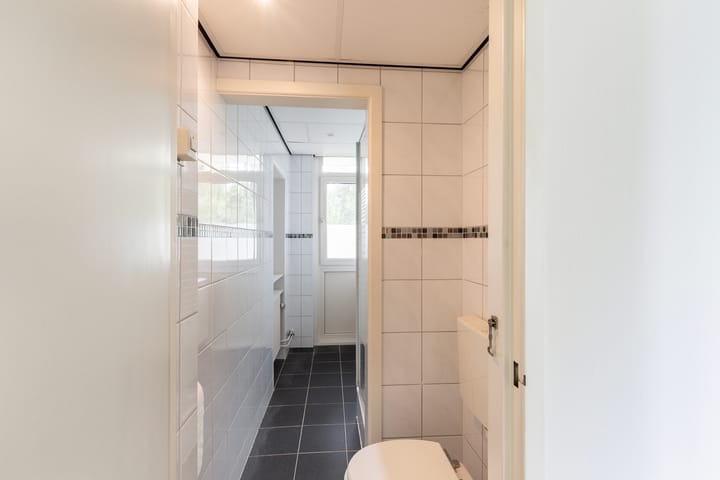 Appartement te koop: mr. L.A. Kesperweg 37C, Vlaardingen