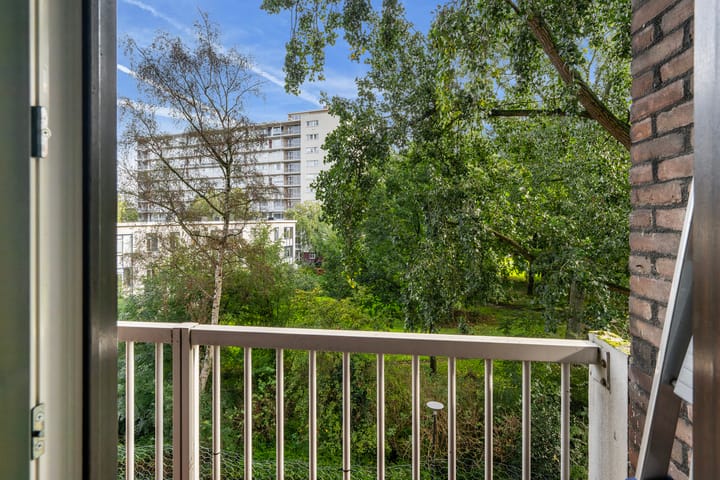 Appartement te koop: mr. L.A. Kesperweg 37C, Vlaardingen
