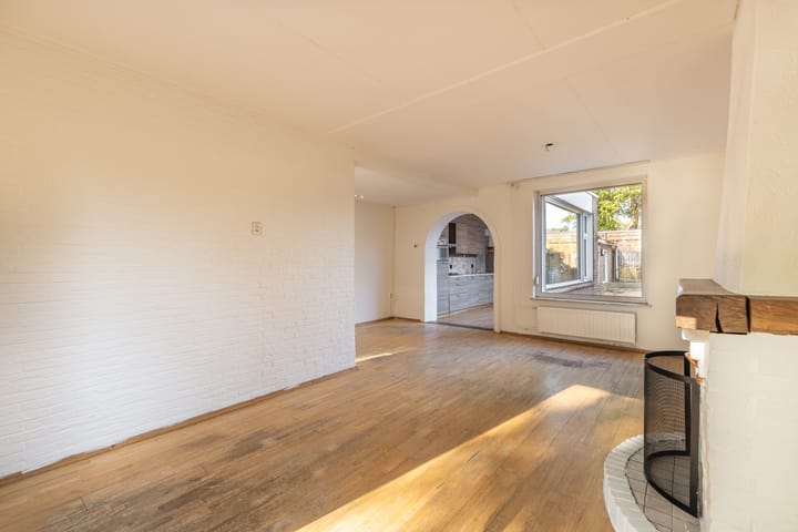 Tussenwoning te koop: Johan Dautzenbergstraat 24, Sittard