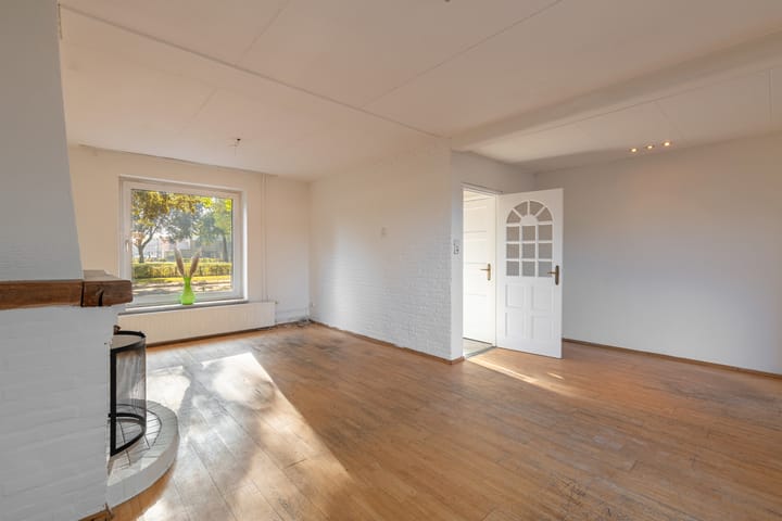Tussenwoning te koop: Johan Dautzenbergstraat 24, Sittard