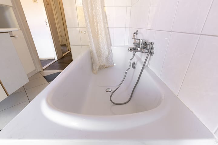Tussenwoning te koop: Johan Dautzenbergstraat 24, Sittard
