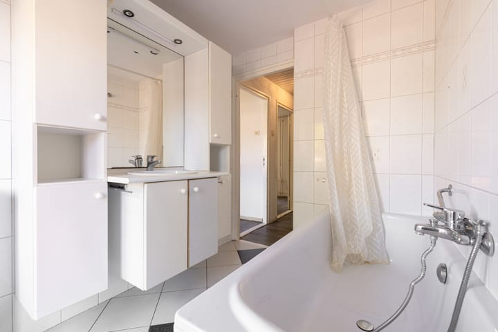 Tussenwoning te koop: Johan Dautzenbergstraat 24, Sittard
