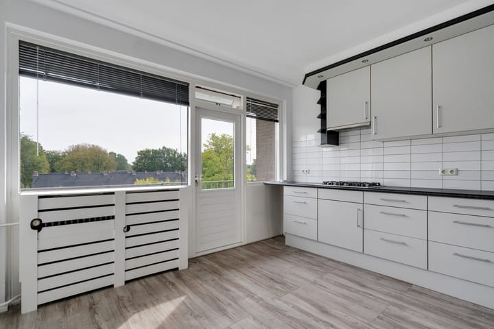Appartement te koop: Staringstraat 230, Hengelo