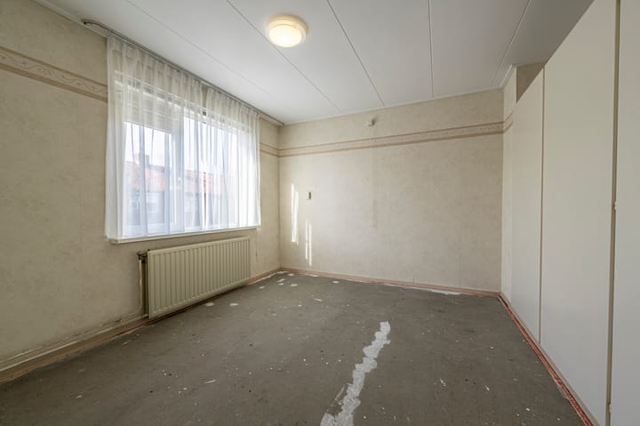 Tussenwoning te koop: Johan Willem Frisostraat 19, Strijensas