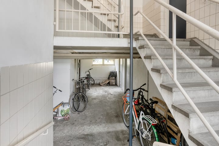 Appartement te koop: Wolvenlaan 31, Hilversum